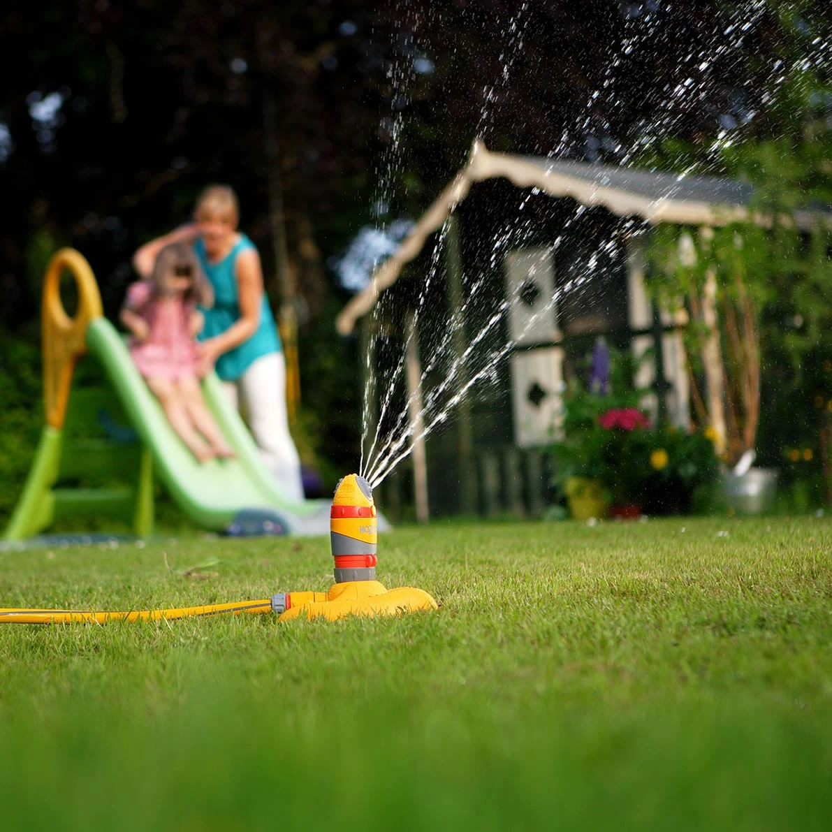 Hozelock Aquastorm 360 2in1 Sprinkler - 2336 - Image 2