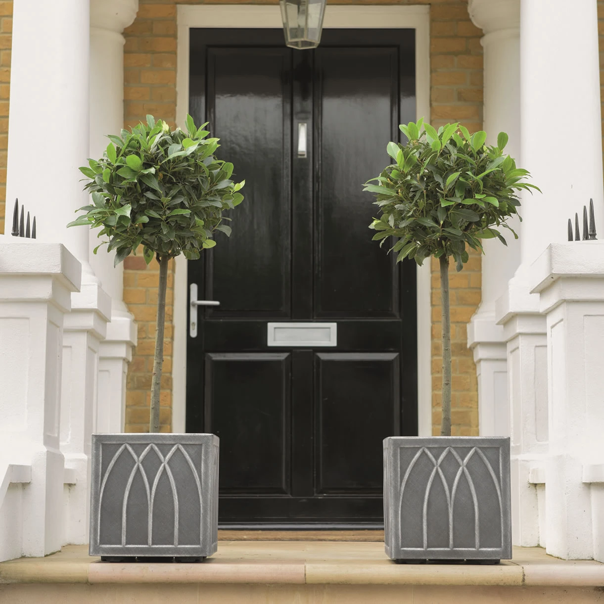 Stewart Versailles Square Planter In Pewter - 32cm