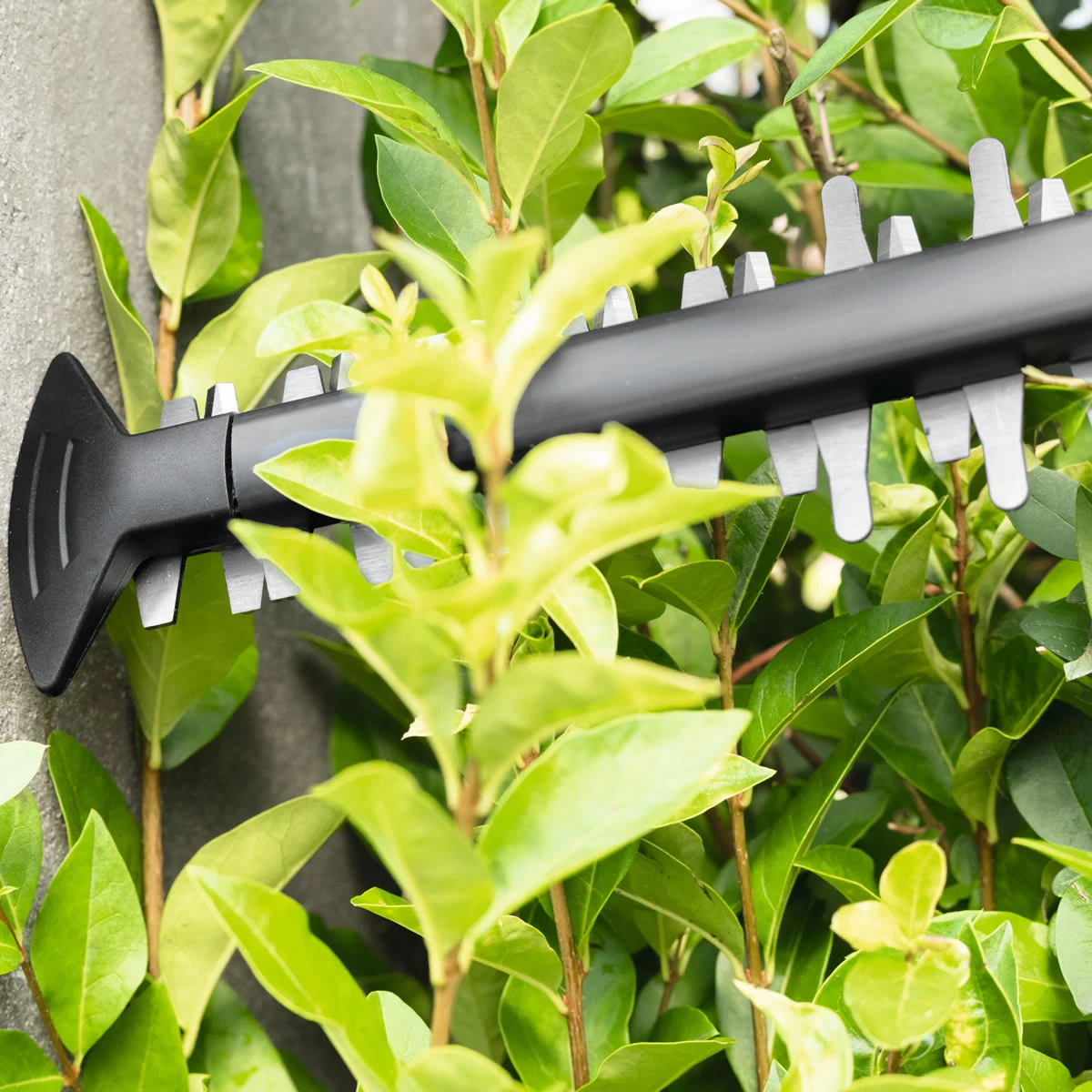 Bosch AHS 55-20 Li Cordless Hedge Trimmer - Image 4