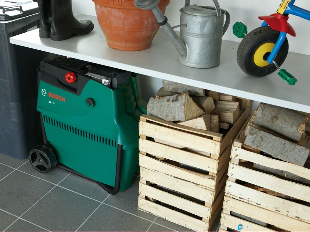 Bosch Garden Shredder - 2500W Quiet Shredder, AXT 25D - Image 3