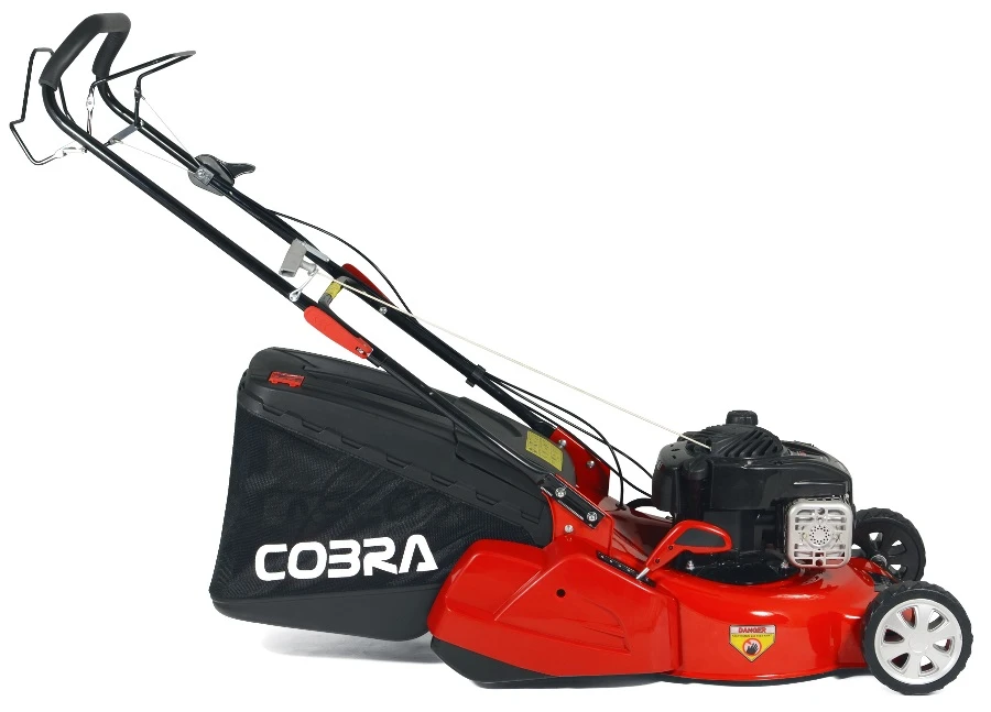Cobra 46cm SP Petrol Mower, Rear Roller, Briggs And Stratton Engine - Image 3