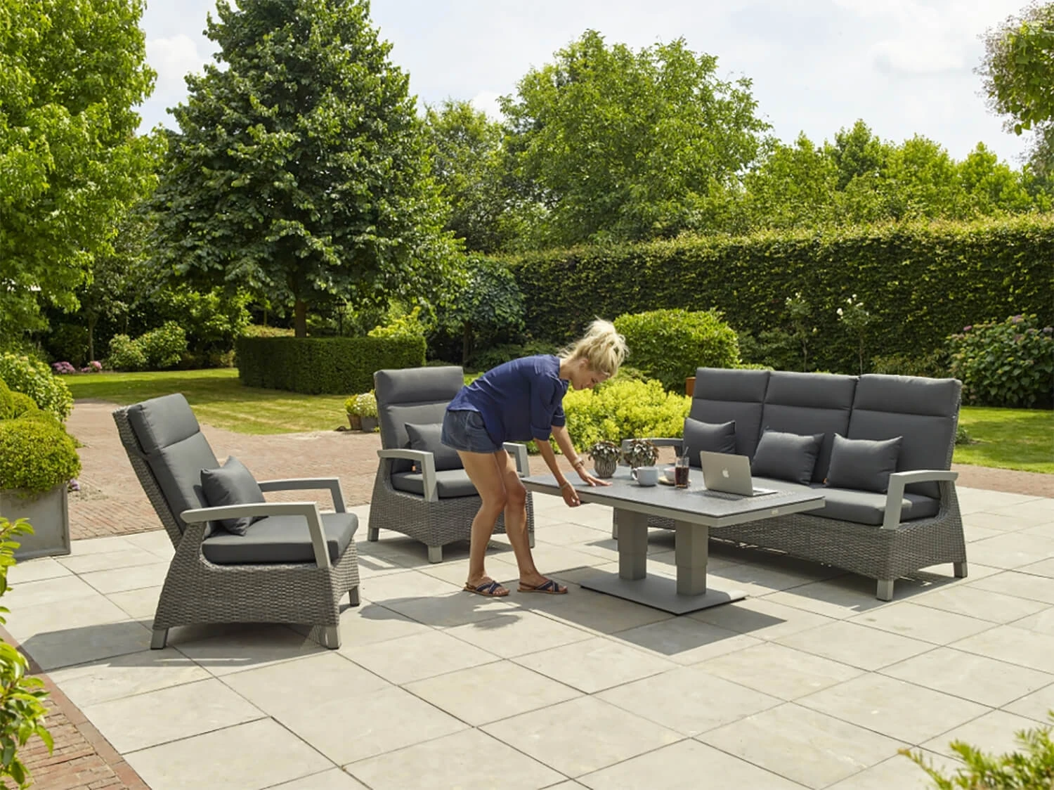 LIFE Aloha Sofa Lounge Set In Lava / Yacht Grey / Carbon - Image 3