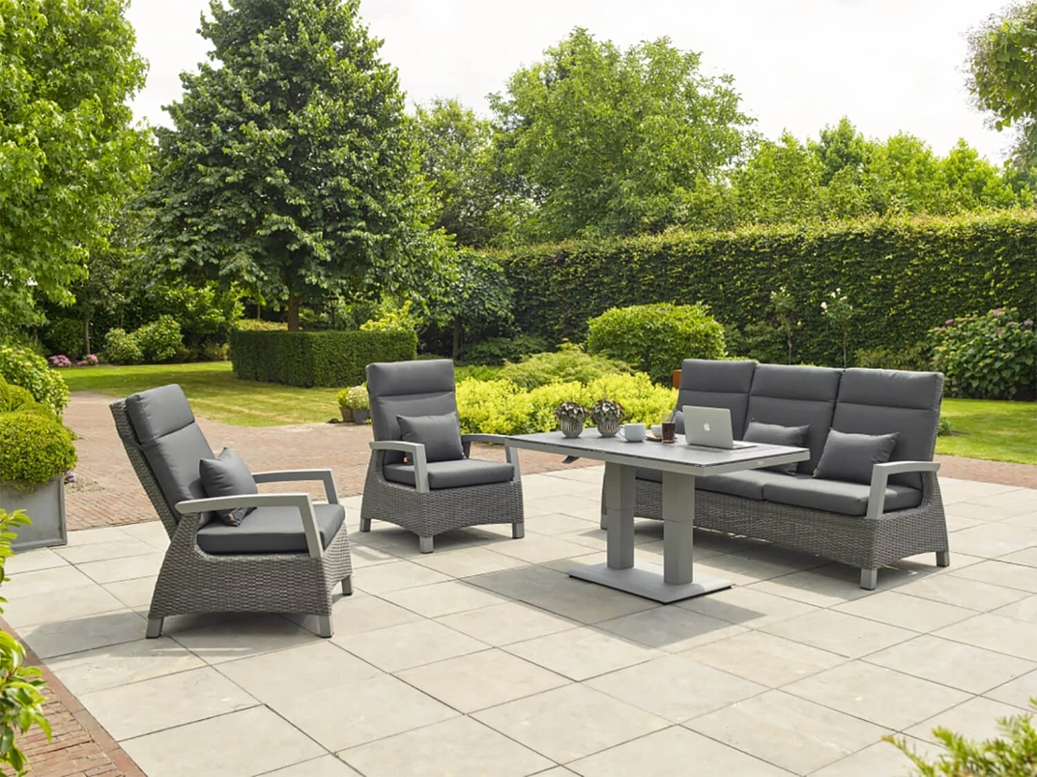 LIFE Aloha Sofa Lounge Set In Lava / Yacht Grey / Carbon - Image 2